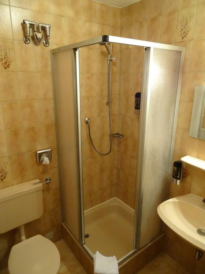 Hotel Gasthof Forelle Siegsdorf Kültér fotó